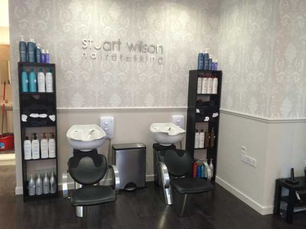 Painter and decorator job images