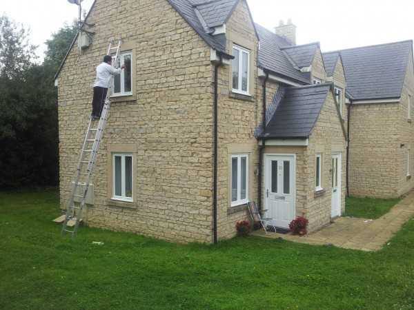 Painter and decorator job images