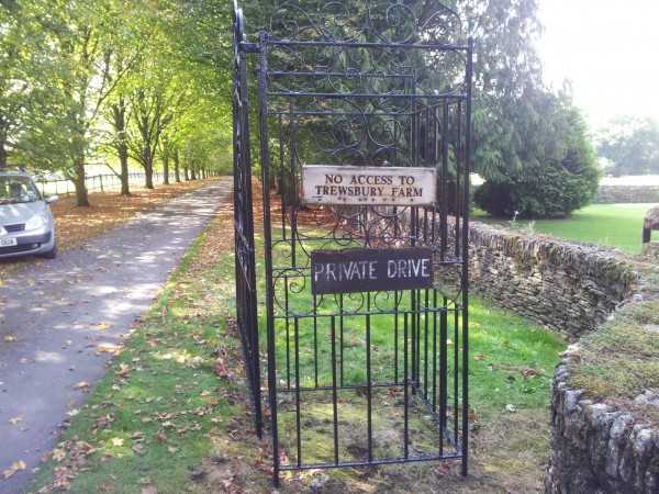 Painter and decorator job images