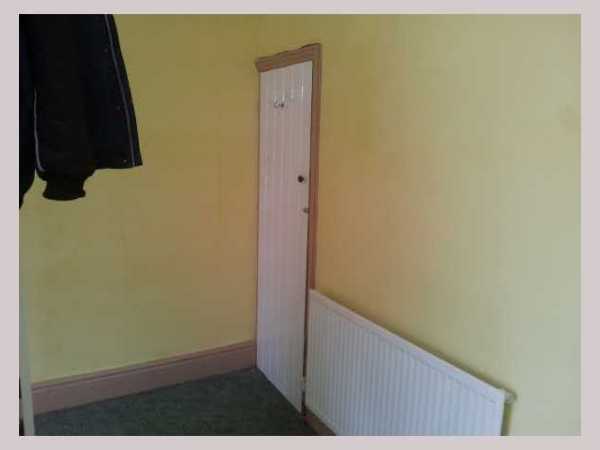 Painter and decorator job images