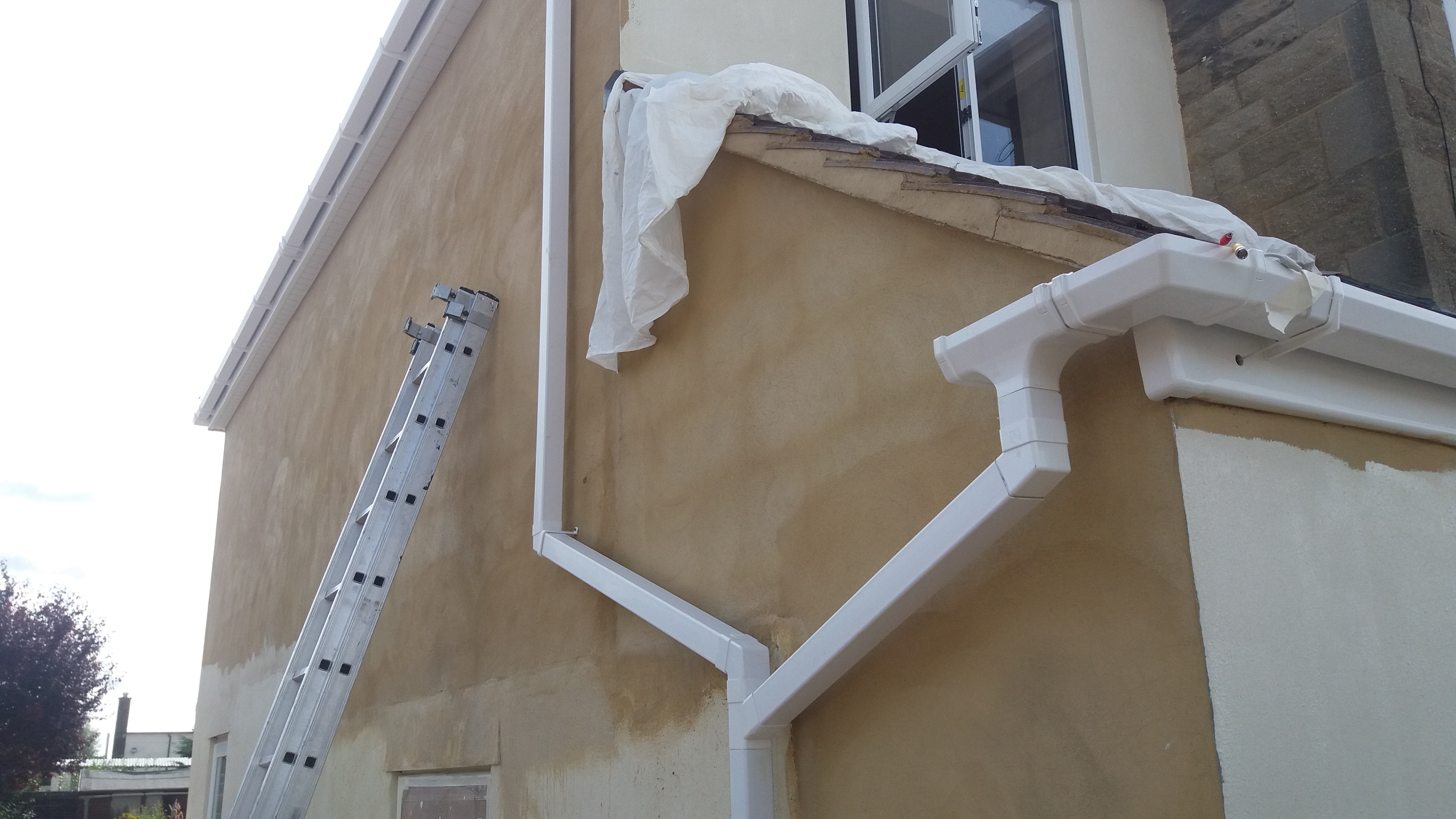 Painter and decorator job images